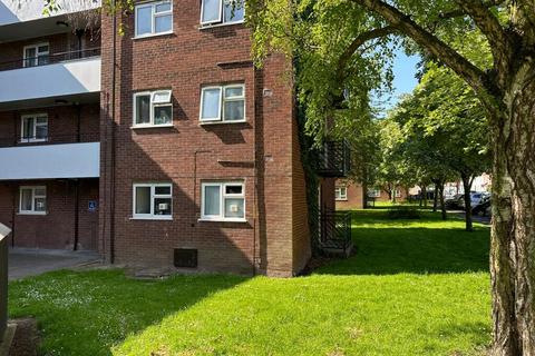 1 bedroom flat for sale, Calais Road, Burton-on-Trent DE13