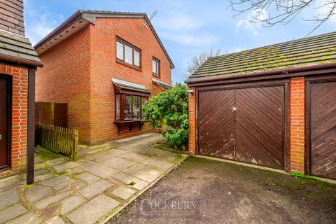 8 Margaret Gardner Drive, London, SE9 3LR