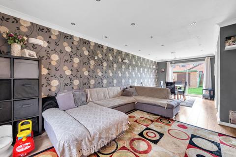 8 Margaret Gardner Drive, London, SE9 3LR