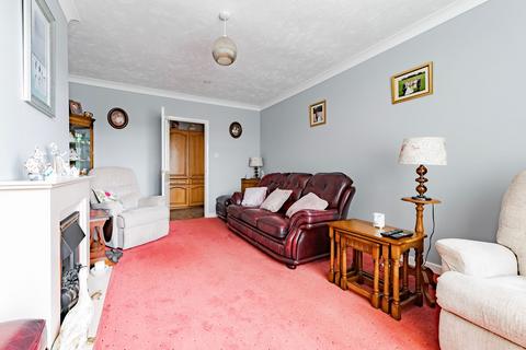 2 bedroom detached bungalow for sale, Higher Drive, Lowestoft