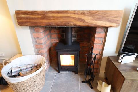 20 Bromborough Road, Wirral, CH63 7LB