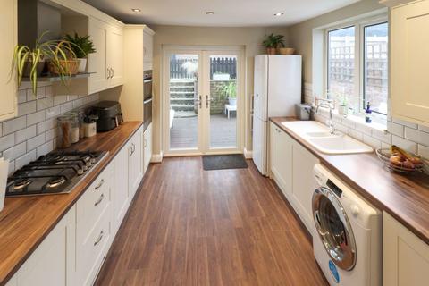 20 Bromborough Road, Wirral, CH63 7LB