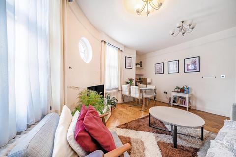 2 bedroom flat for sale, Queensway, Bayswater, London, W2