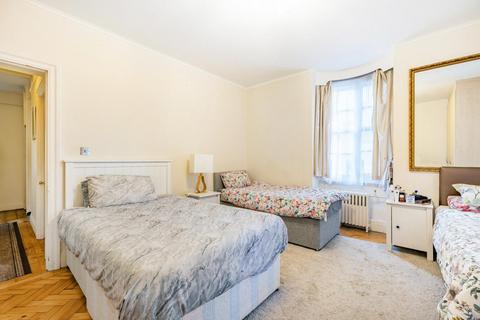 2 bedroom flat for sale, Queensway, Bayswater, London, W2