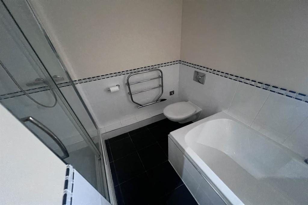 Flat 4