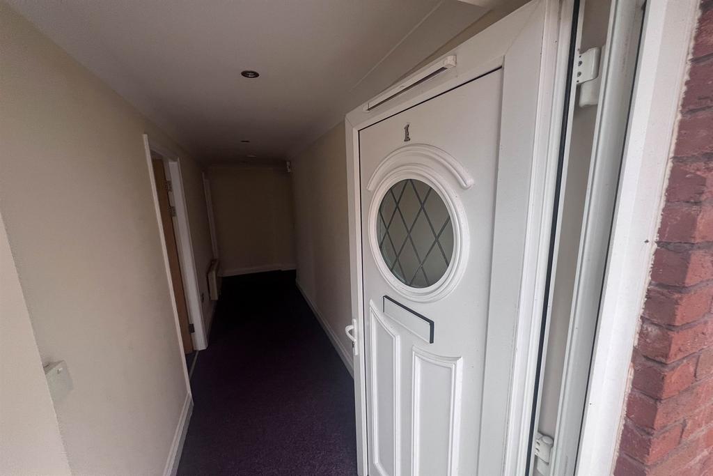 Flat 1