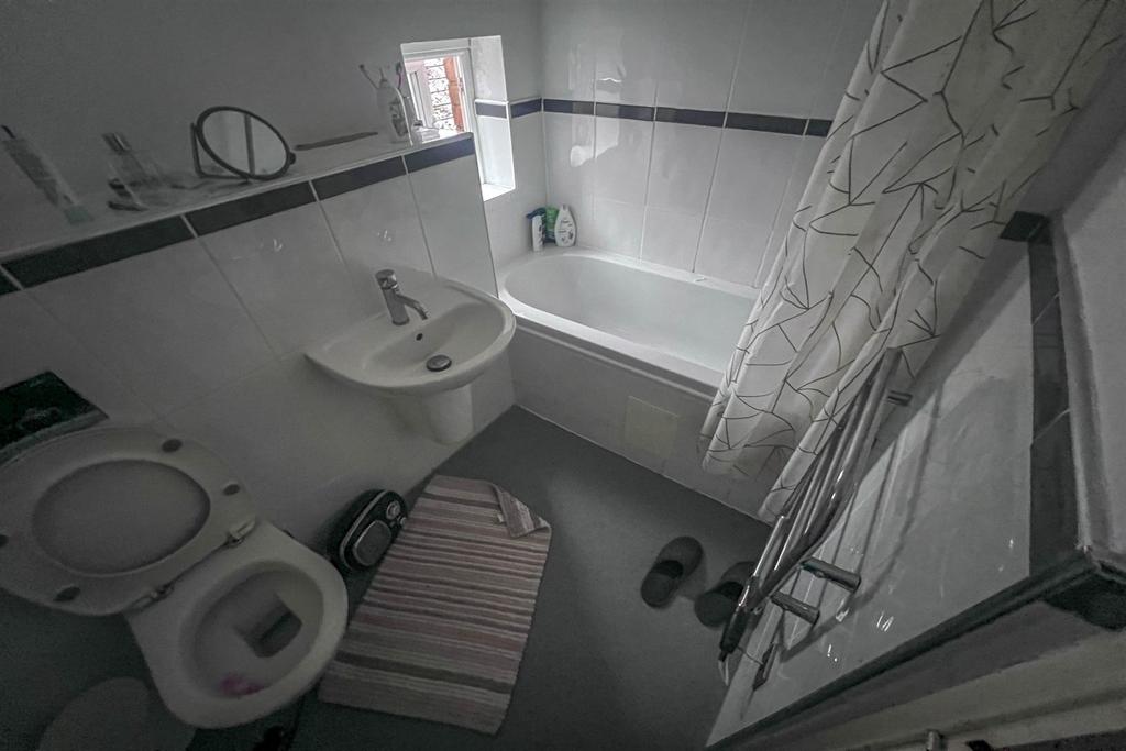 Flat 11
