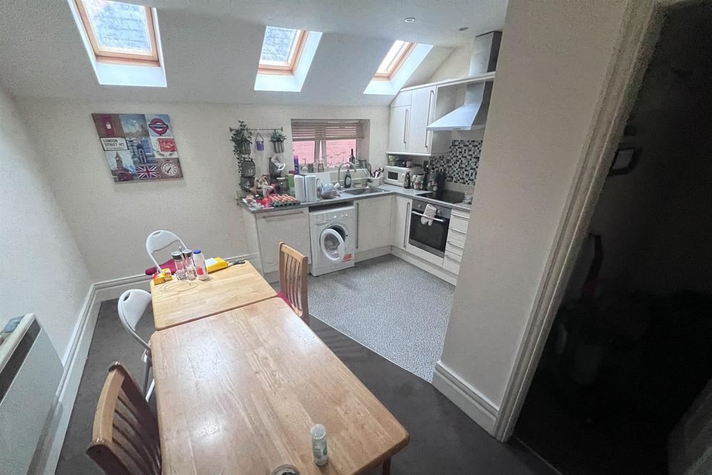 Flat 11