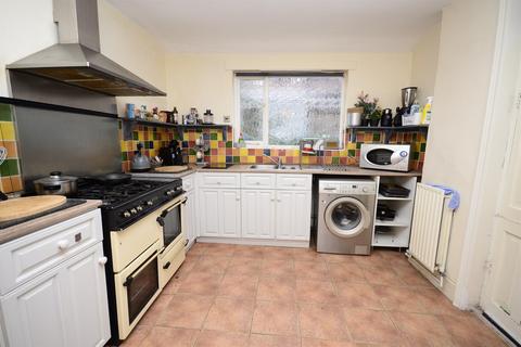 4 bedroom terraced house for sale, Durham Road, Low Fell