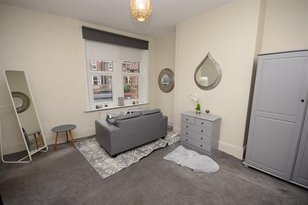 Rear Bedroom