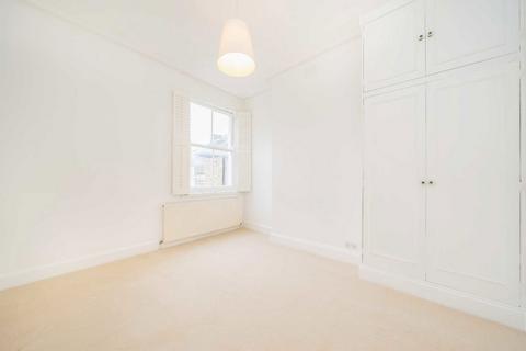 2 bedroom maisonette for sale, Mandalay Road, London SW4