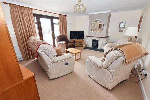 4 bedroom detached bungalow for sale, Clijah Croft, South Downs