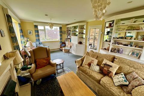 3 bedroom detached house for sale, Bairds Hill, Broadstairs, CT10