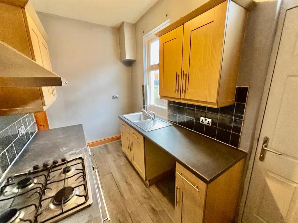 Fitted Kitchen: