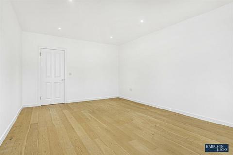 2 bedroom flat to rent, New Malden, KT3