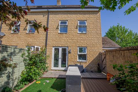 55 Loiret Crescent, Malmesbury, SN16 9GW