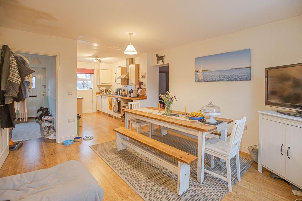Open Plan Kitchen Living Area. - Kitchen