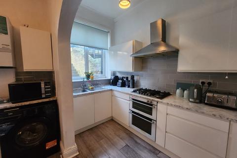 19 Pearson Lane, Bradford, BD9 6BL
