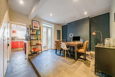 4 bedroom terraced house for sale, Wandsworth Road, Clapham