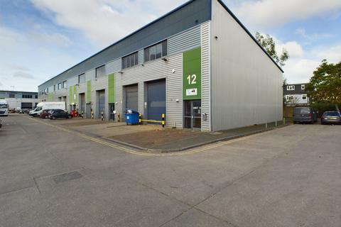 Trade counter to rent, Industrial Unit Sw16, Unit 12 Vale Industrial Park, London, SW16 5BN