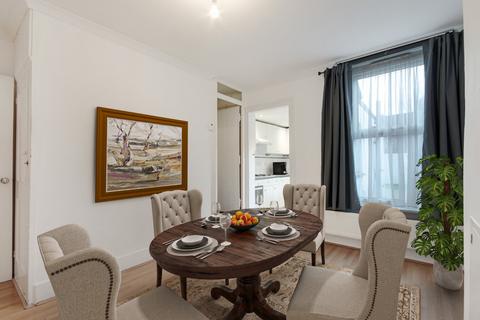 16 Mead Road, Gravesend, DA11 7PP