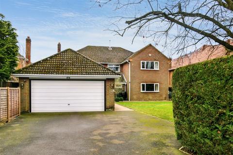 4 bedroom detached house for sale, The Ridgeway, Radlett WD7