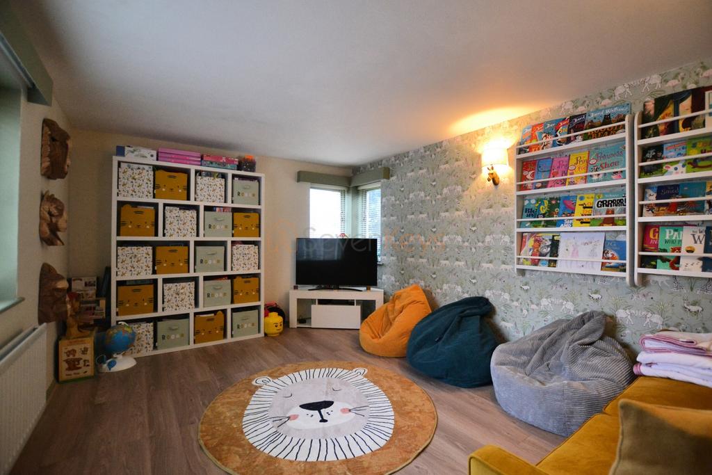 Ground Floor Bedroom.JPG
