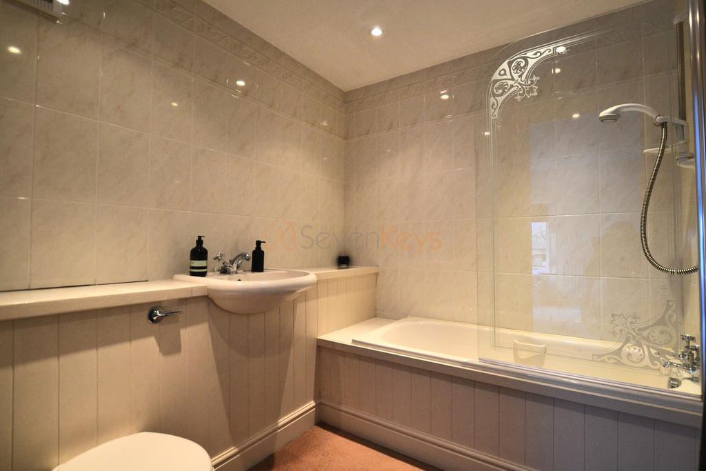 En-suite.JPG
