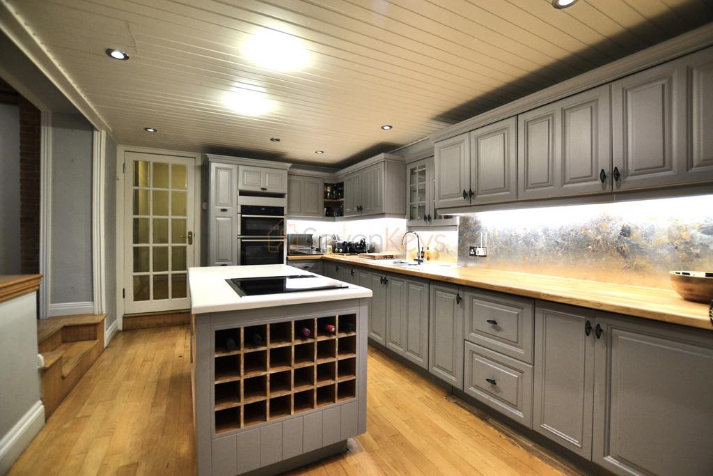 Kitchen Diner4.JPG