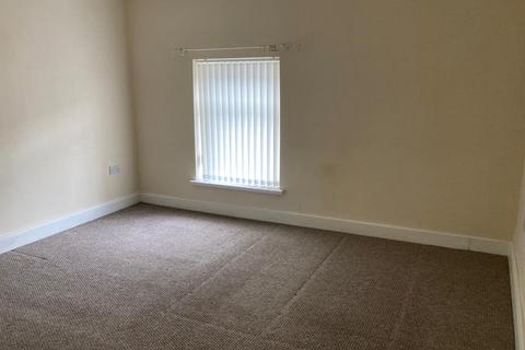 2 bedroom terraced house to rent, Somerset Place, Neath