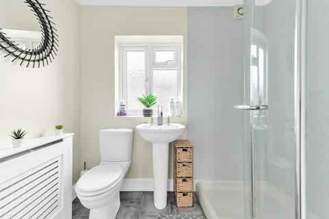169 Slades Drive, Chislehurst, BR7 6JZ