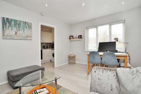 undefined, Redoubt Close, Hitchin