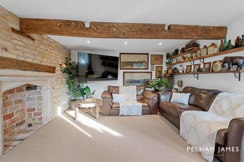 3 bedroom cottage for sale, Main Street, Cottesmore, LE15