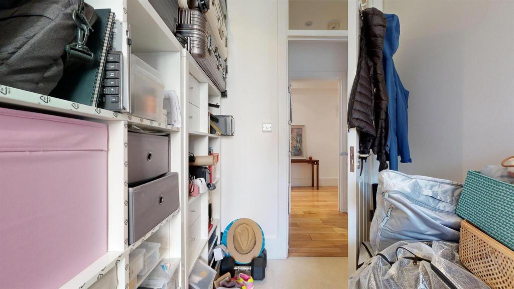 20 PCLivingroom2.jpg