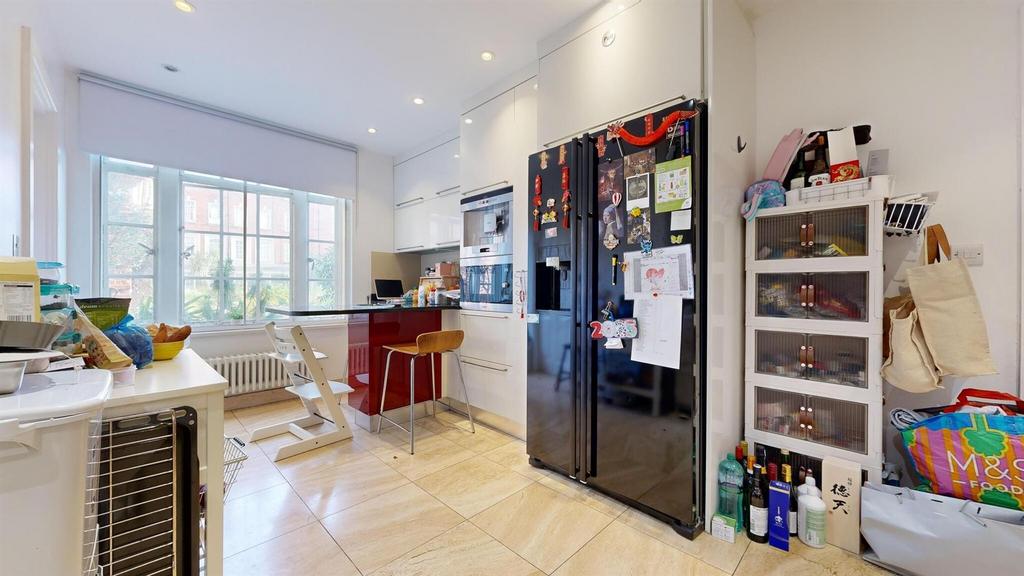 20 PCkitchen3.jpg