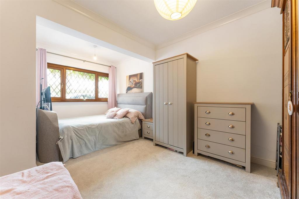132 Earlswood Common 10.jpg