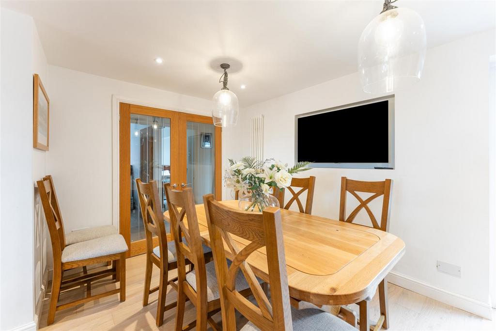 132 Earlswood Common 14.jpg