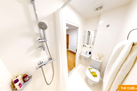 Studio to rent, The Cube, Bolton BL1
