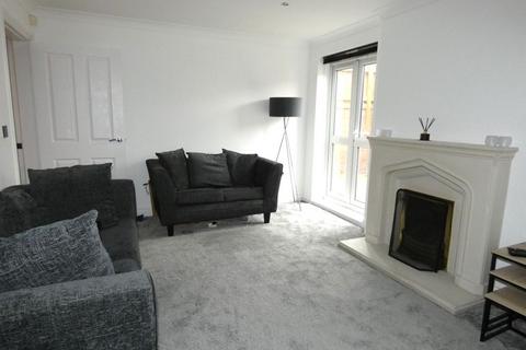3 bedroom semi-detached house to rent, The Willows, Roker Lane, Pudsey