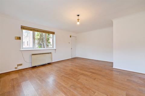 Studio to rent, Frank Lunnon Close, Bourne End, Buckinghamshire, SL8