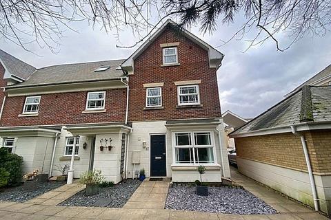 4 bedroom townhouse for sale, Drifters Drive, Deepcut, Camberley, GU16