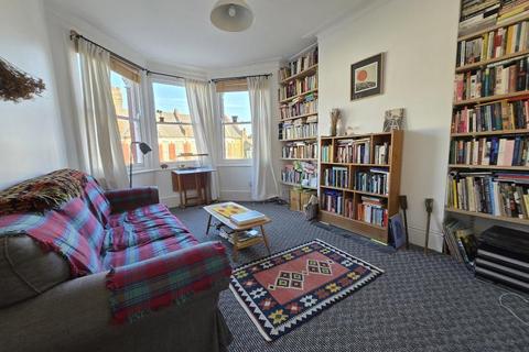 2 bedroom apartment to rent, Ripon Road, Tottenham, N17