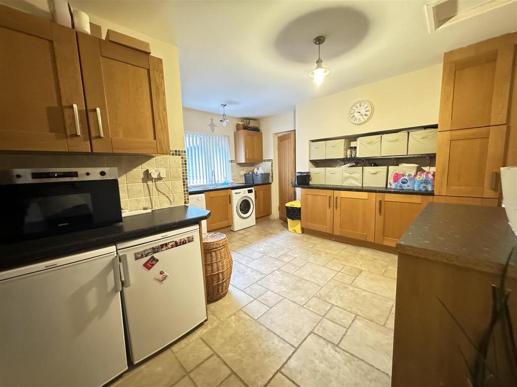 Large utility room