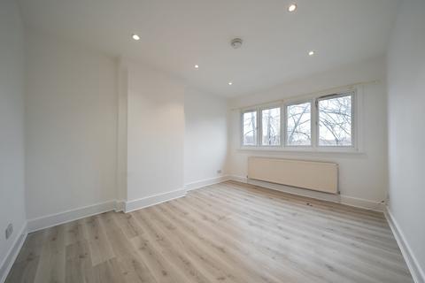 100 Marvels Lane, London, SE12 9PG