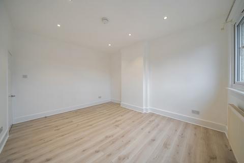 100 Marvels Lane, London, SE12 9PG