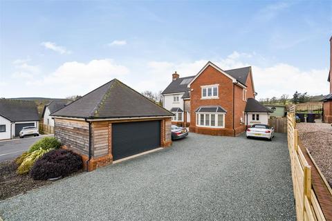 12 The Leys, Bishops Castle, SY9 5HN