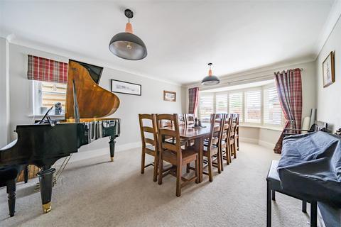 12 The Leys, Bishops Castle, SY9 5HN