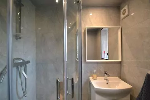 4 bedroom house share to rent - View 5