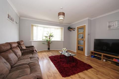 3 bedroom semi-detached house for sale, Thackeray Close, Eastbourne BN23