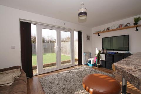 3 bedroom semi-detached house for sale, Thackeray Close, Eastbourne BN23